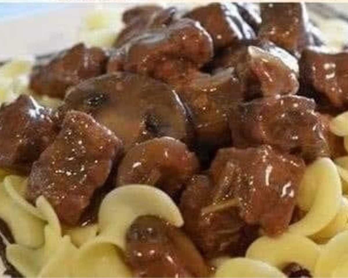 Perfect Beef Tips, Egg Noodles, and Creamy Gravy Recipe