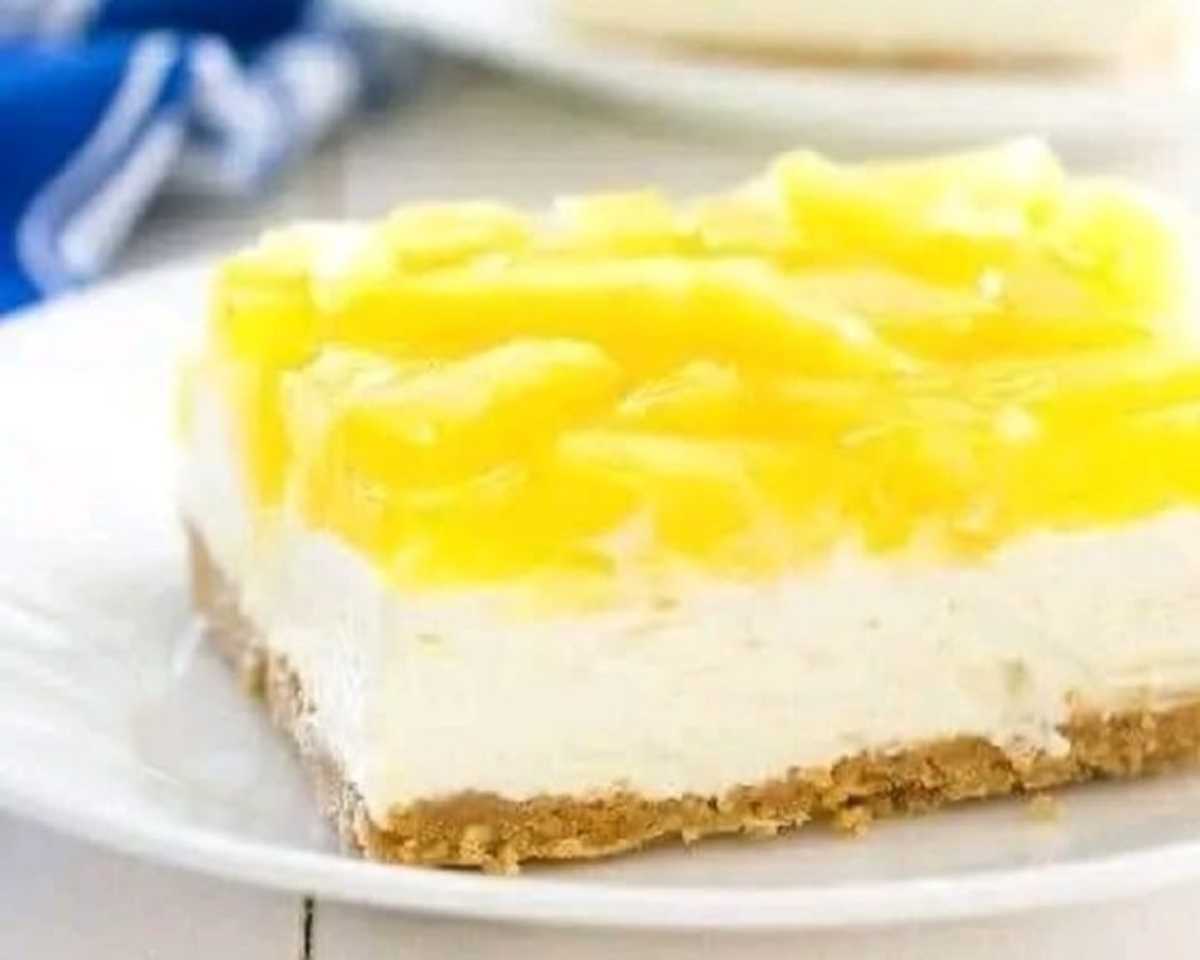 No-Bake Pineapple Cheesecake