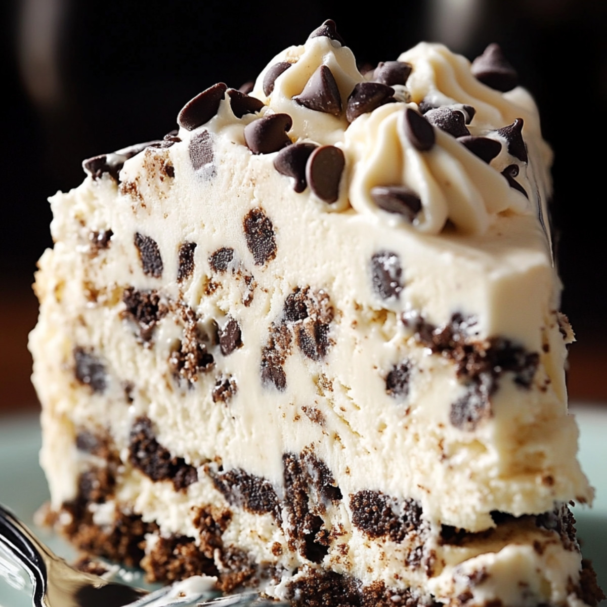 Recipe title: Chocolate Chip Cookie Dough Ice Cream Cake