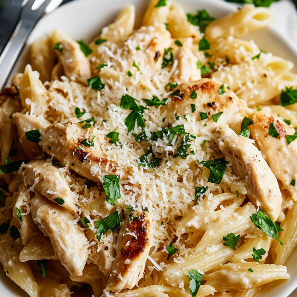 Garlic Parmesan Chicken Pasta