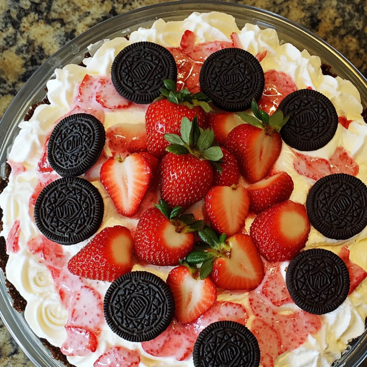 No-Bake Strawberry and Cream Pie