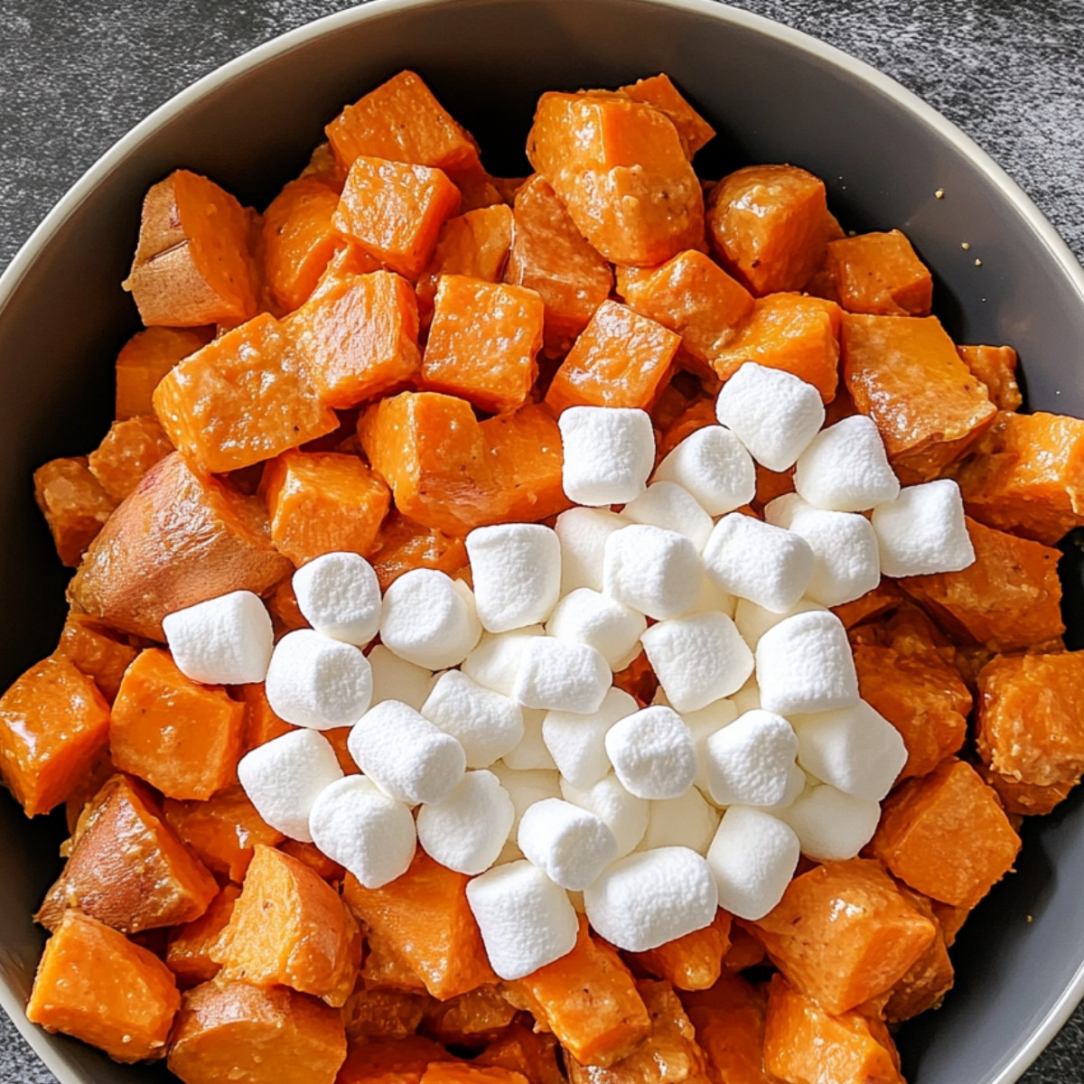 Crockpot Sweet Potatoes with Marshmallows