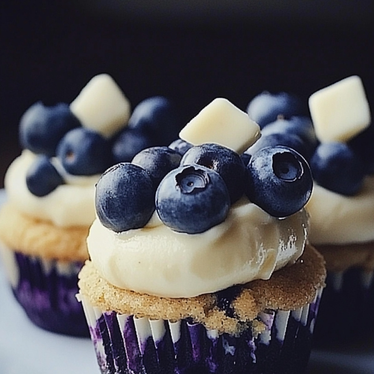 Blueberry White Chocolate Cheesecake Cupcakes