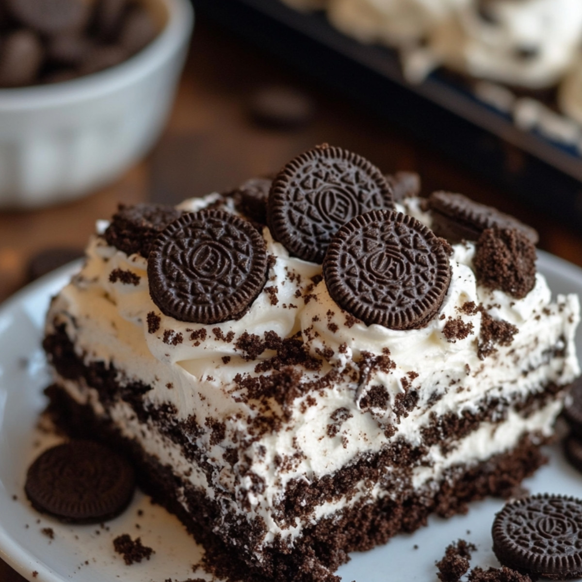 10-Must-Try-Oreo-Dirt-Cake-Recipes-for-Ultimate-Dessert-Lovers.jpg