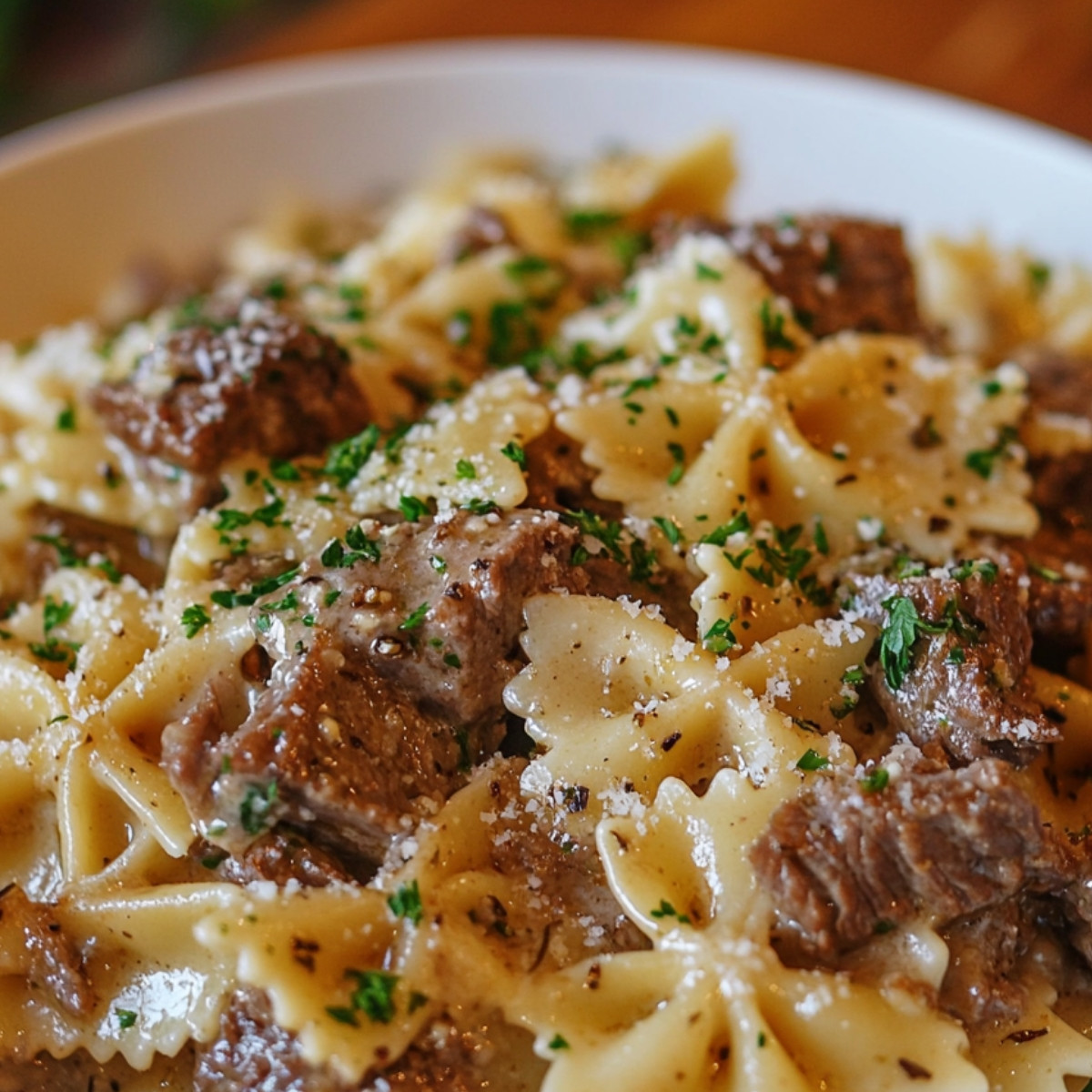 Cheesy-Beef-and-Bowtie-Pasta-in-Garlic-Butter.webp